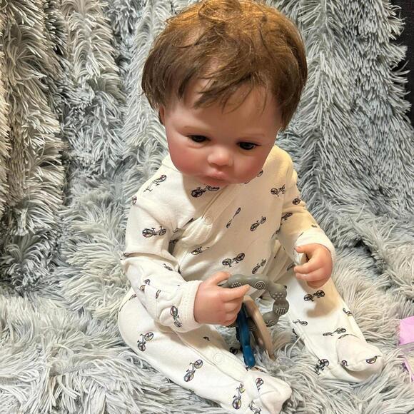 Reborn Baby Boy Doll Full Silicone Vinyl Anatomically Correct & Accessories - Picture 6 of 12